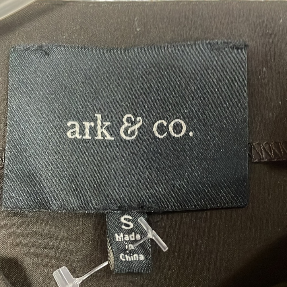 Ark & Co Dress - Picture 2 of 5